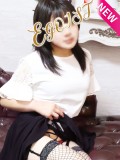 小柳　リカ